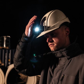 Scangrip 03.5621 HORIZON Kopflampe Arbeitsleuchte mit Sensor für Schutzhelme