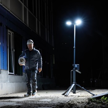 Scangrip 03.6214C TOWER 12 CONNECT LED Flutlichtstrahler mit Stativ 12000 Lumen
