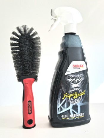 SONAX 04333000 FelgenBeast 1 Liter Felgenreiniger mit Felgenbürste